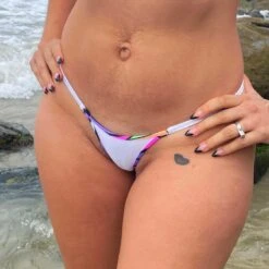 Kaleidoskop Sheer Weiß - Bikini String Tanga -Bikini Verfuehrung Geschaft Micro Bikini Thong Transparent Kaleidoskop 02 1280x1280